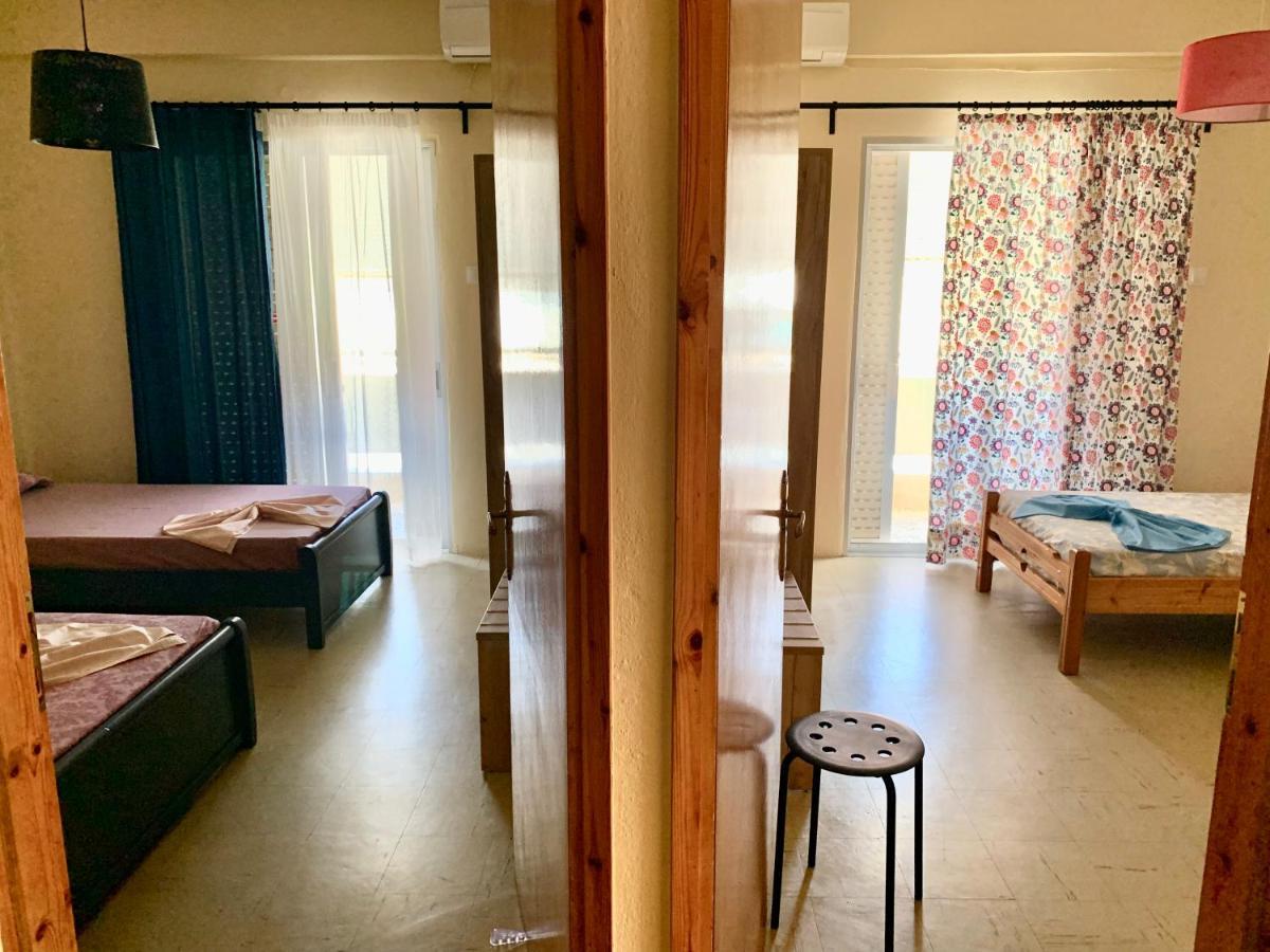 Nikol Apartments Olympiakí Aktí Esterno foto